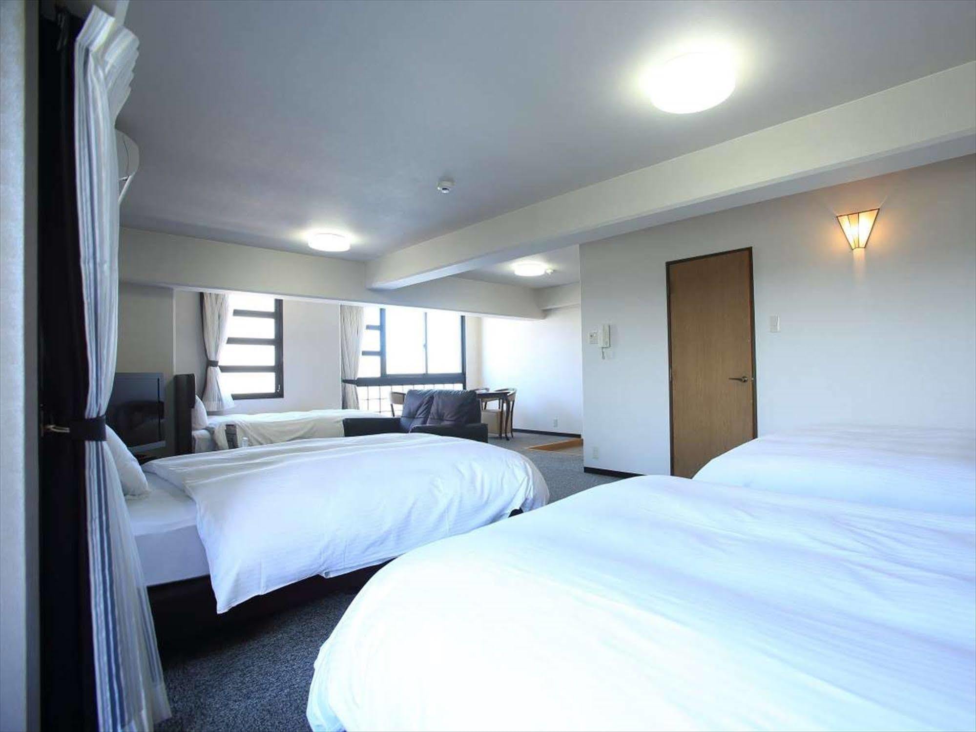 Green Rich Hotels Miyazaki Buitenkant foto